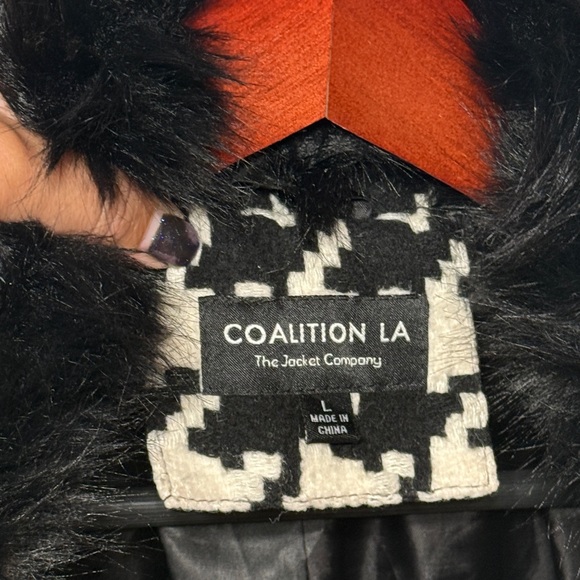 Coalition LA Houndstooth Faux Fur Coat - Picture 12 of 17